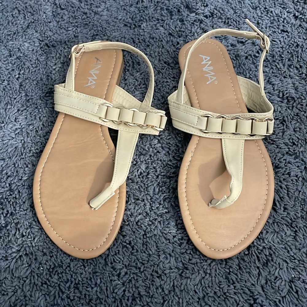 Lightly worn cream colored size 7 Anna sandals